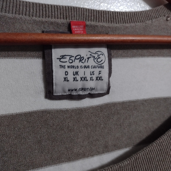 Esprit striped knit sweater with kangaroo pocket - Picture 3 of 5